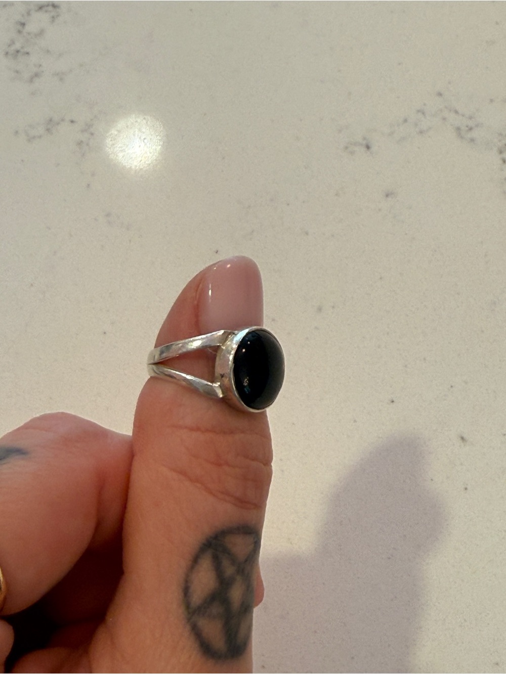 vintage sterling silver and black stone ring sz 5 5.25 - Picture 3 of 6
